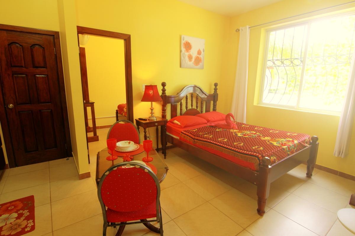 The White Horse Inn - Hopkins Village Beach Belize Exteriér fotografie